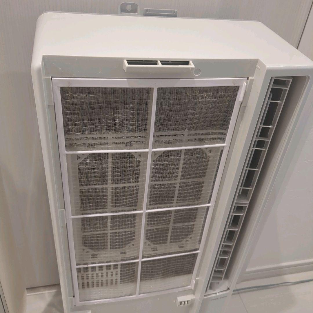 【美品】2023年製CORONA 窓用エアコン CW-16A3