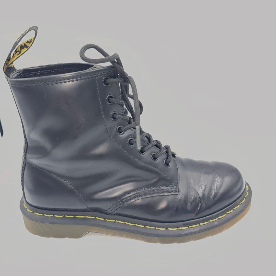 ドクターマーチン Dr.Martens ブラック UK7 8ホール