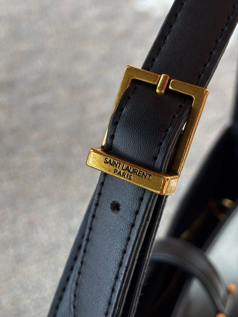 YSL サンローラン ショルダーバッグ ル サンカセット