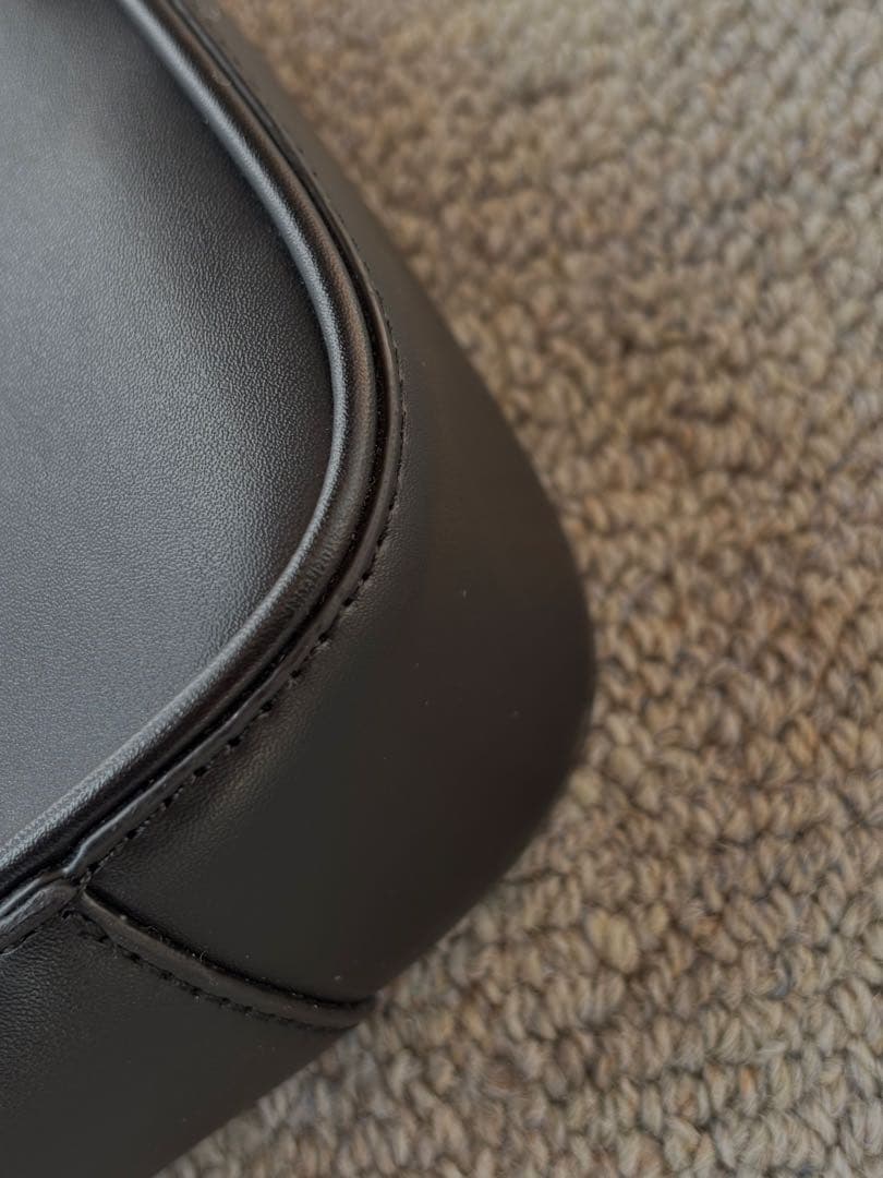 YSL サンローラン ショルダーバッグ ル サンカセット