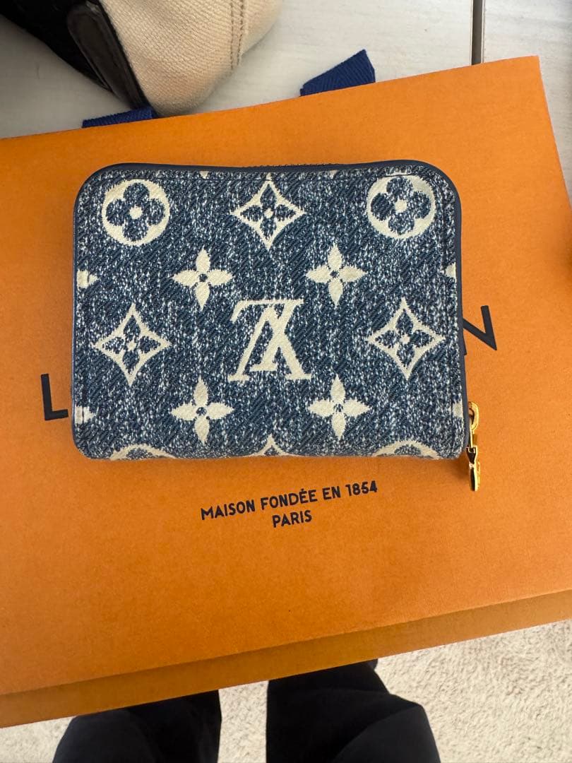 Louis Vuitton デニム風ケース