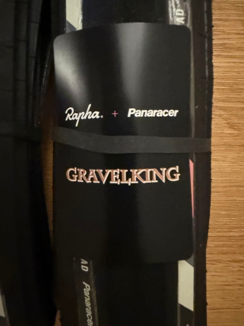 Rapha + Panaracer GRAVELKING タイヤ