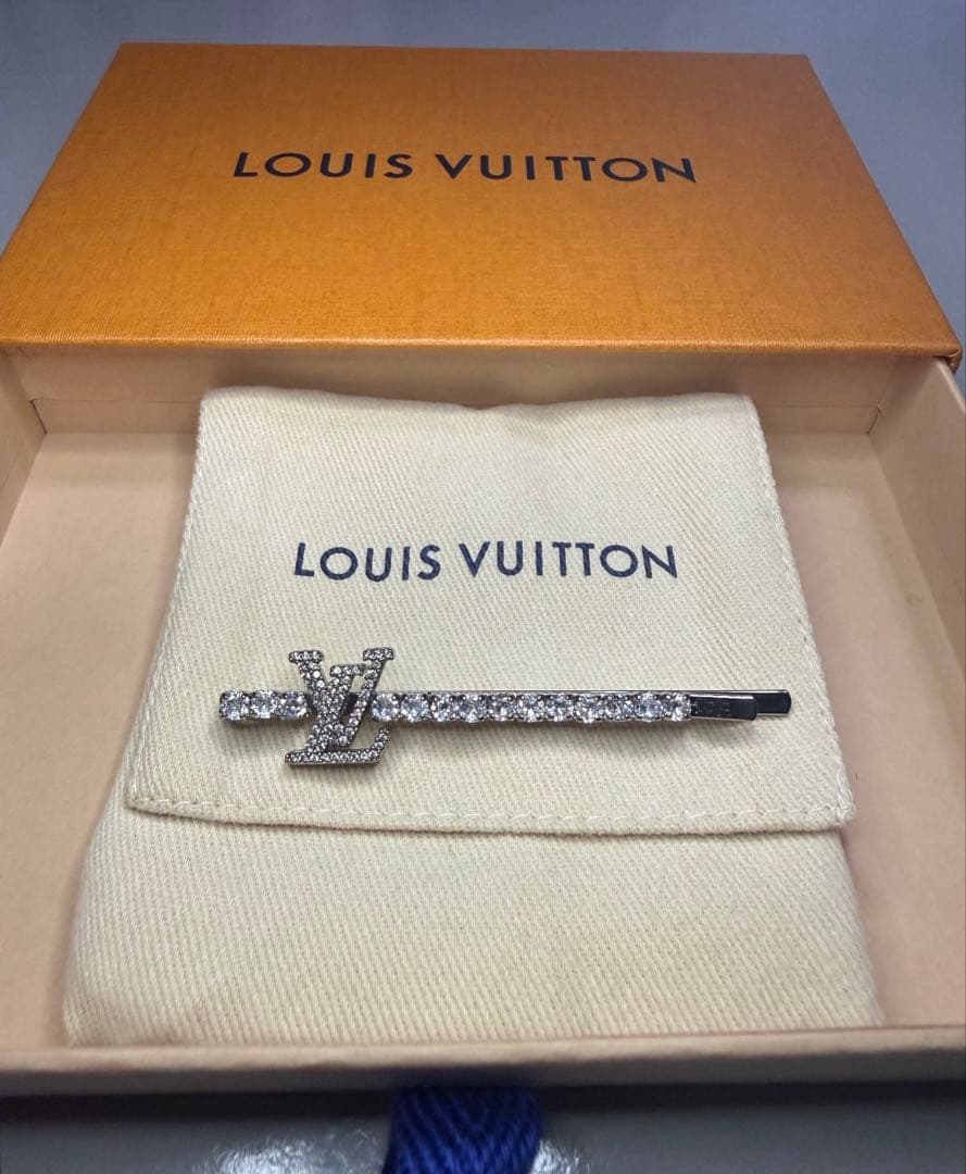 Louis Vuitton クリスタルヘアピン
