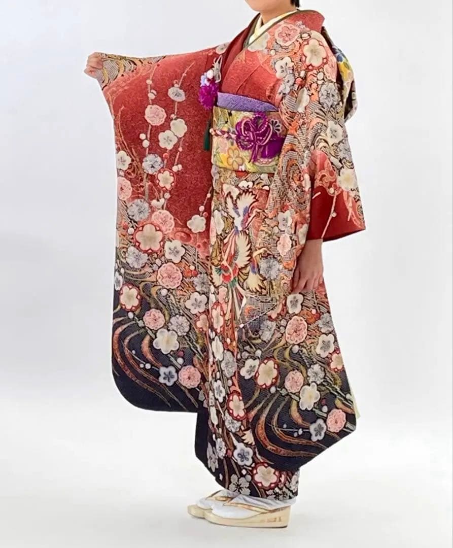 m*9様 美しい　振袖　着物　赤　鳳凰　絞り　15枚目の帯、緑帯締め帯揚げ、襟、