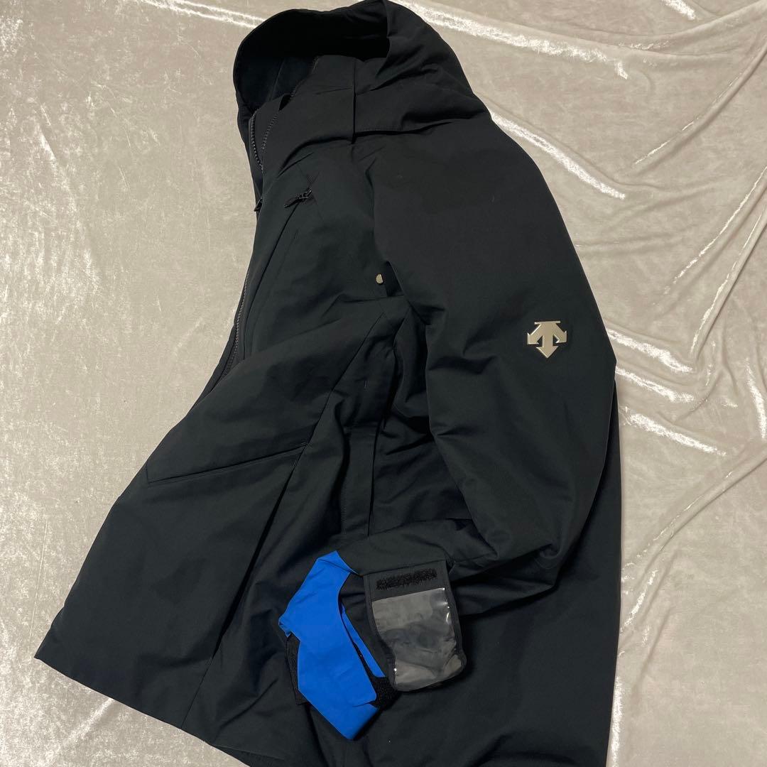 相談中デサント DESCENTE JACKET XO 黒　青