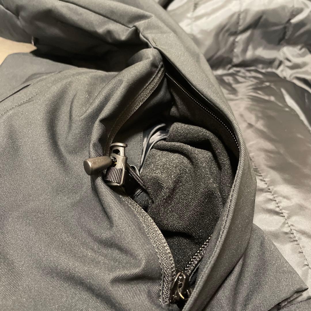 相談中デサント DESCENTE JACKET XO 黒　青