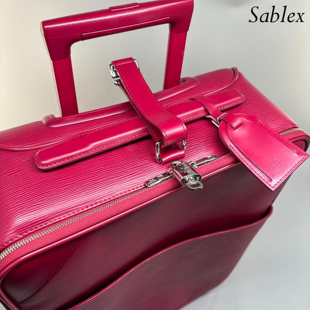 【新品同様】ルイヴィトン エピ ペガス55 キャリーバッグ 購入時証明書有