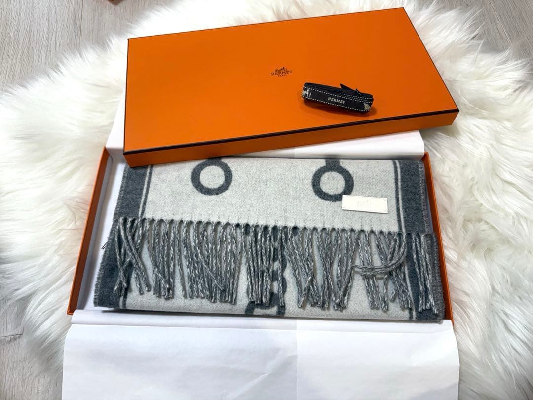 新品未使用　エルメス　カシミヤマフラー モール　グレー