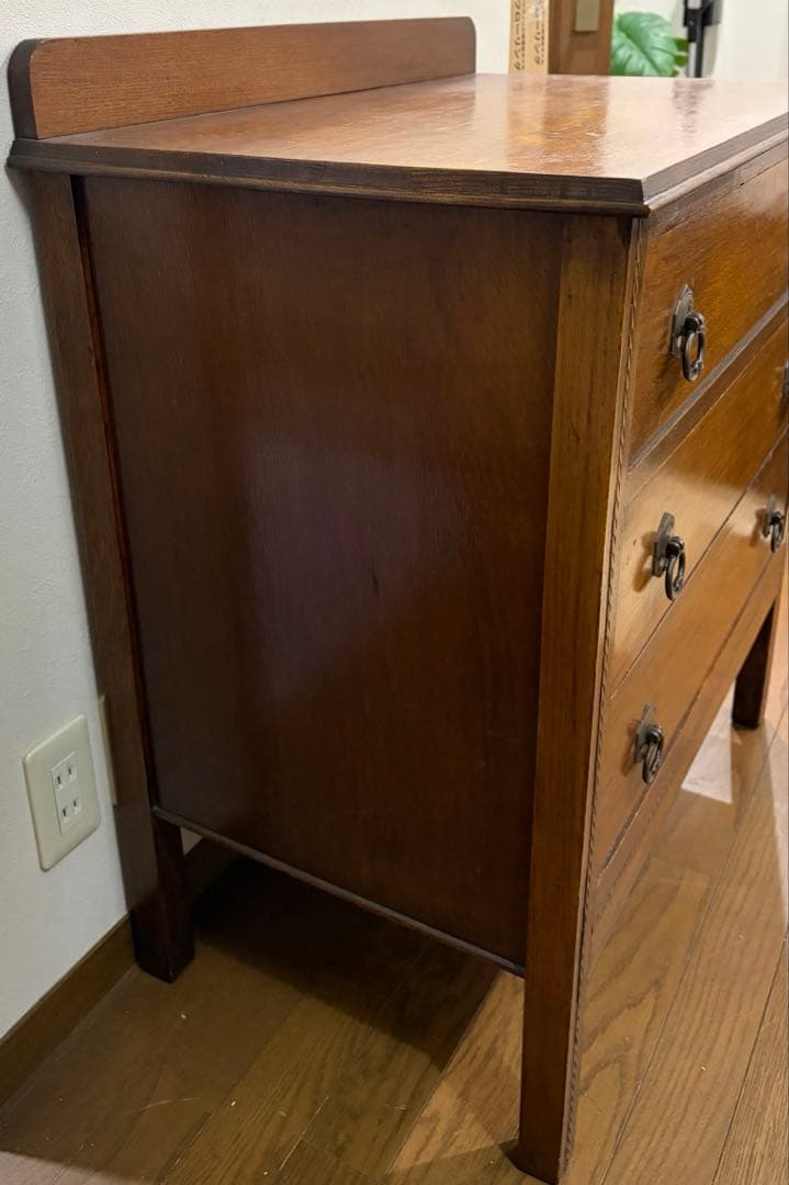 ※今月限定価格※ アンティーク　イギリスヴィンテージ　チェスト　サイドボード