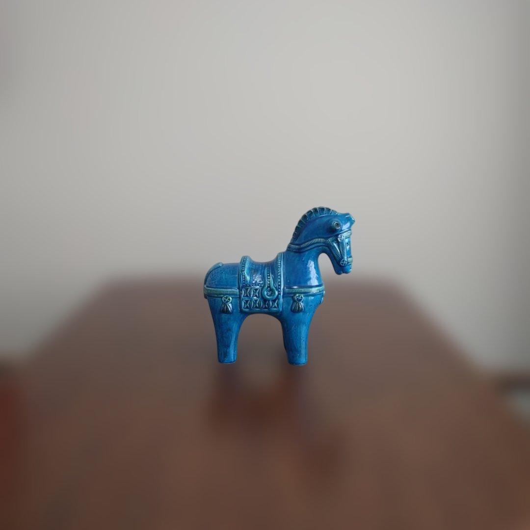 ビトッシ 青い馬の陶器製置物 干支