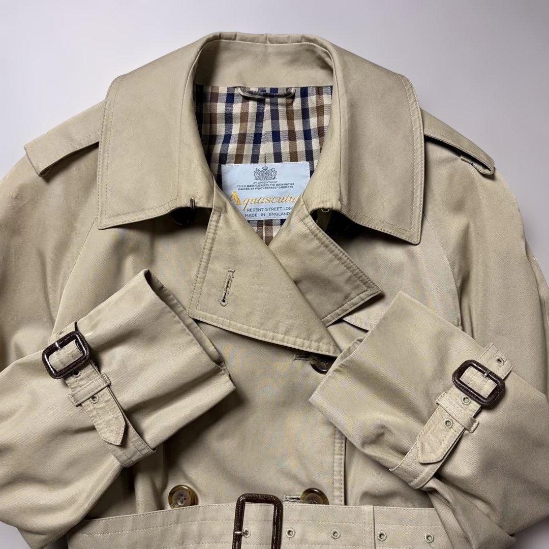 アクアスキュータム ロングトレンチコート チェック柄