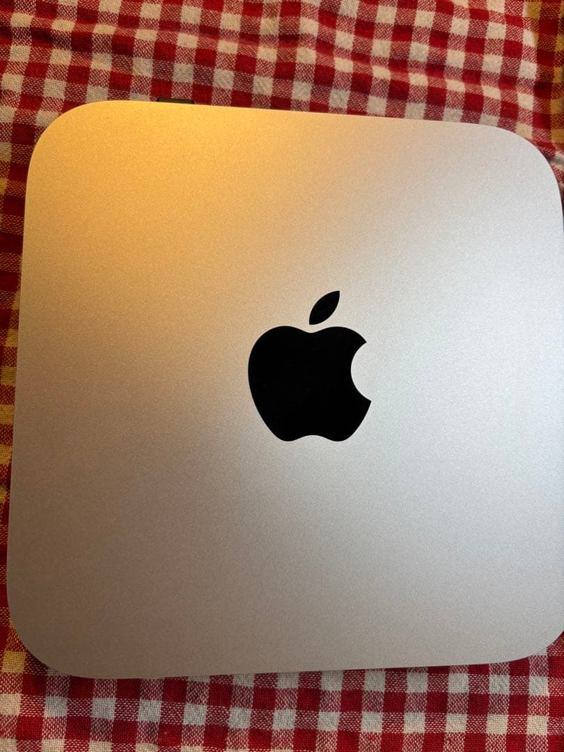 ほぼ新品Mac mini M1 (8GB RAM, 256GB SSD)