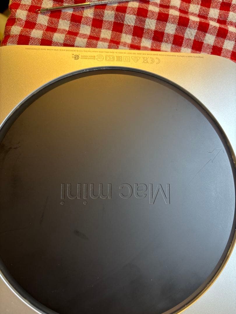 ほぼ新品Mac mini M1 (8GB RAM, 256GB SSD)