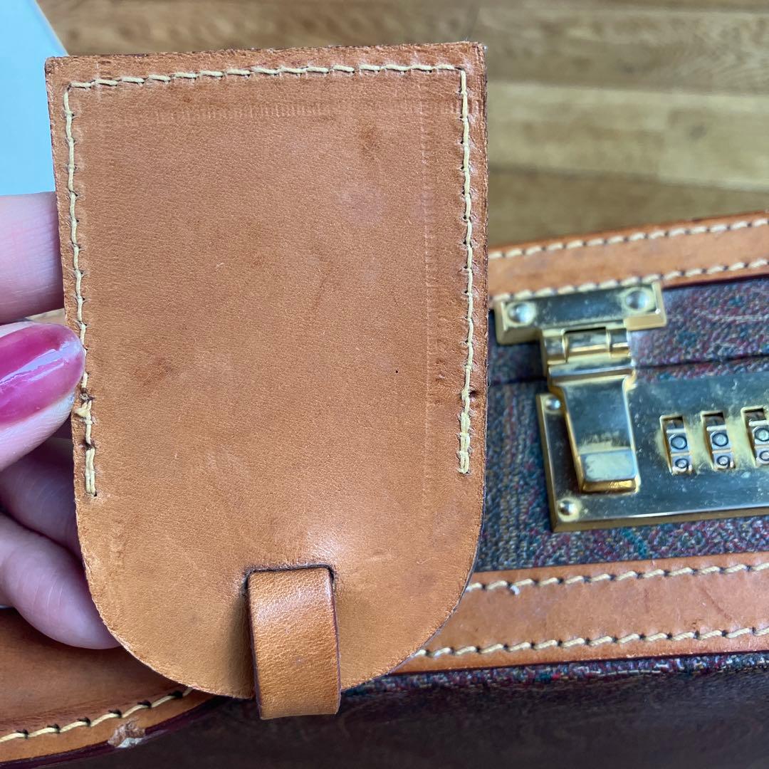 びっくらこいたエトロ　アタッシュケース　ペイズリー柄