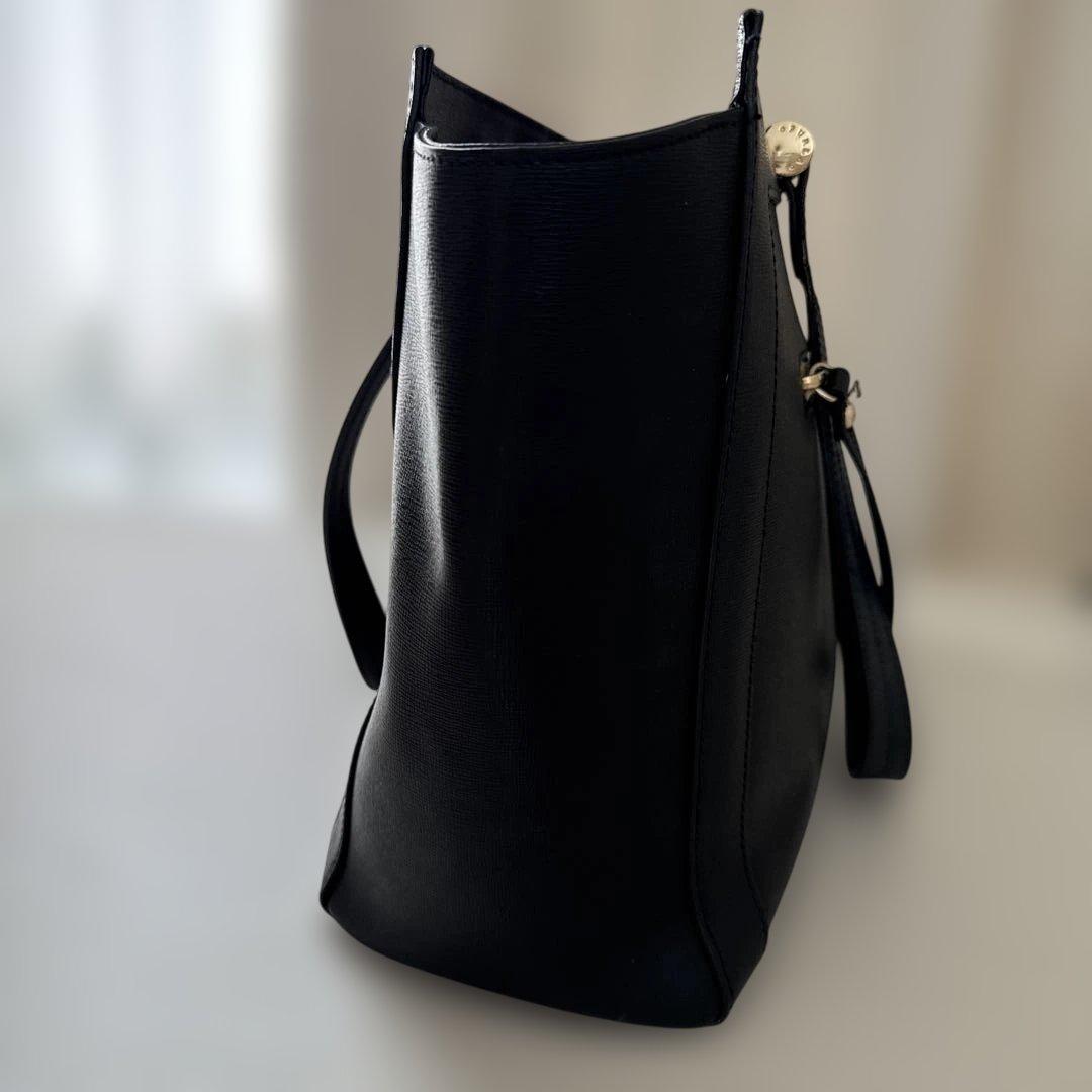 FURLAトートバッグ ブラックA4 サイズ