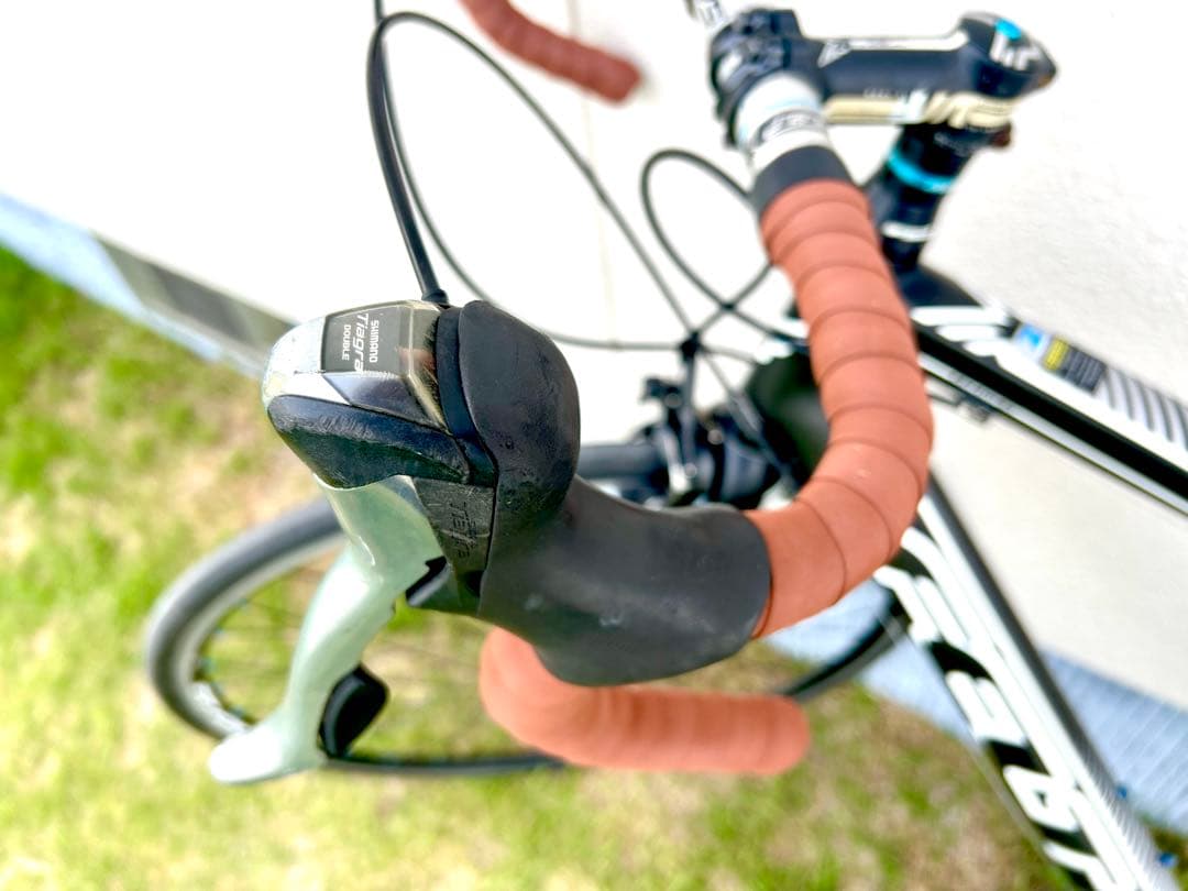 最終値下げ‼️FELT ロードバイク 自転車本体　岡山