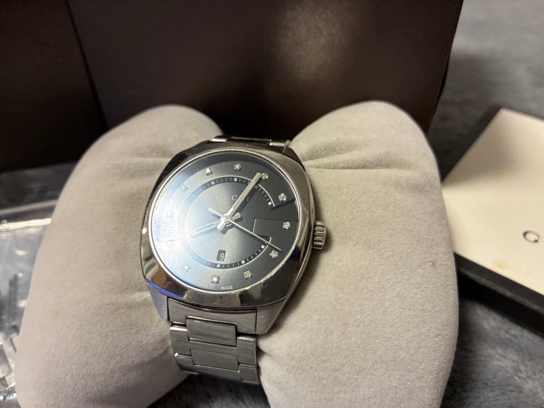 GUCCI クォーツ腕時計 ステンレス　GG2570 YA142404 ダイヤ