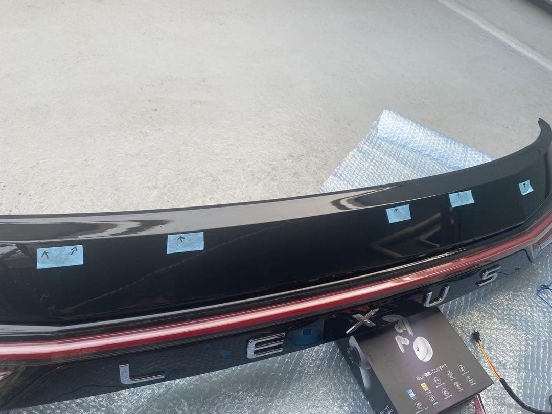 レクサス NX 10系　現行風　社外テールランプ中古