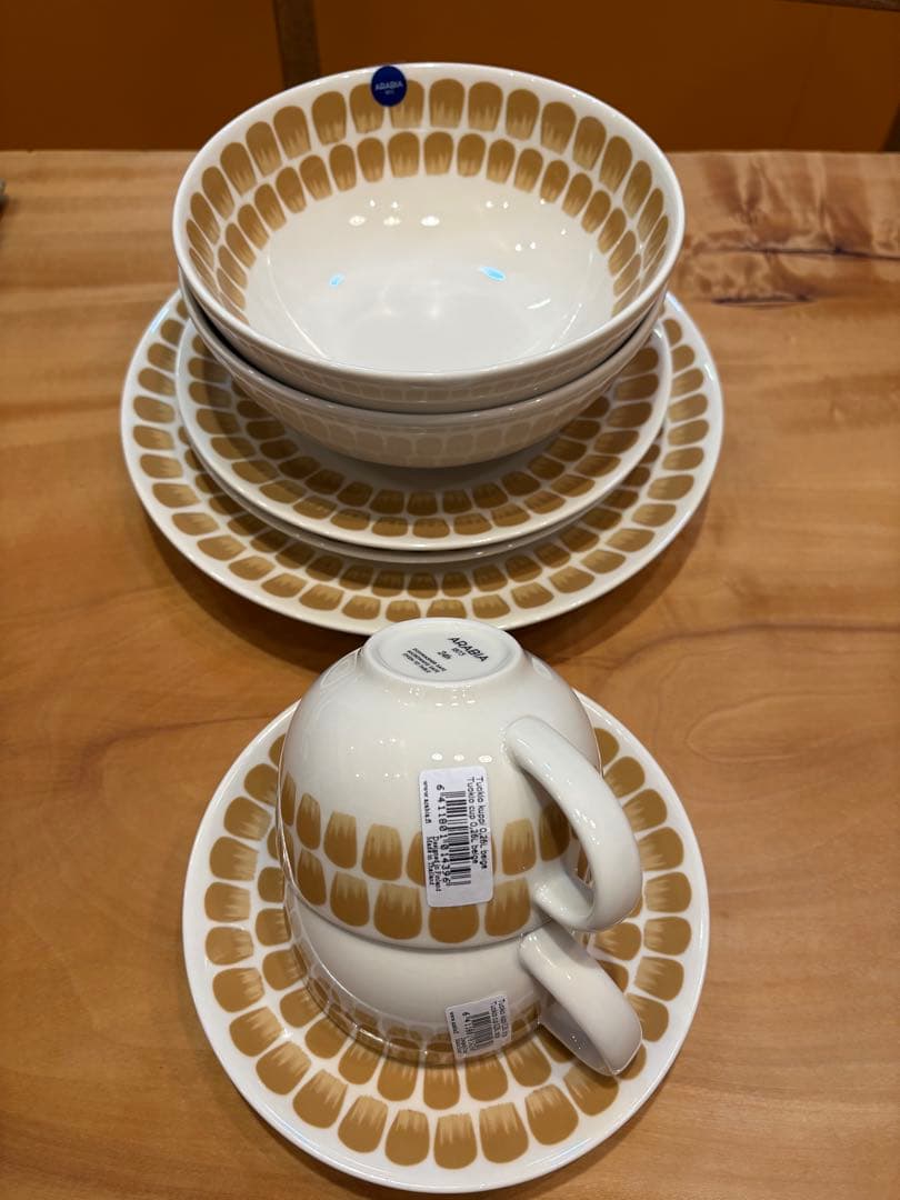 ARABIA トゥオキオ　ベージュ　食器10点セット