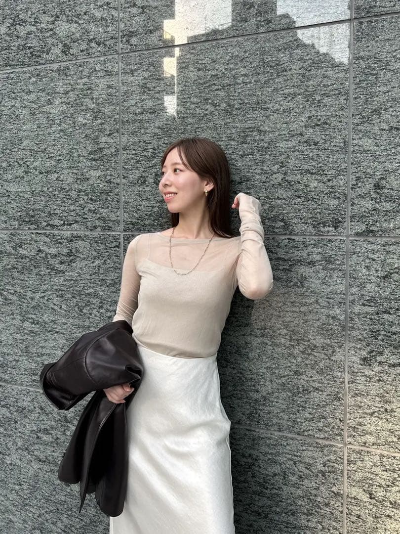 anuans/シアーロングスリーブTシャツ　ベージュ