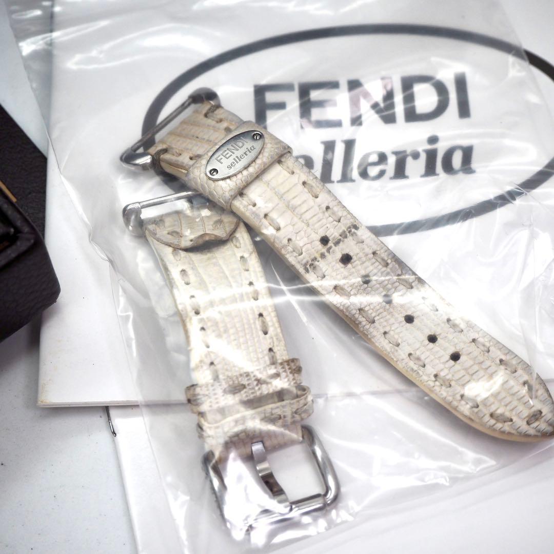 735 FENDI 時計　メンズ　レディース　セレリア ホワイトシェル　箱付き
