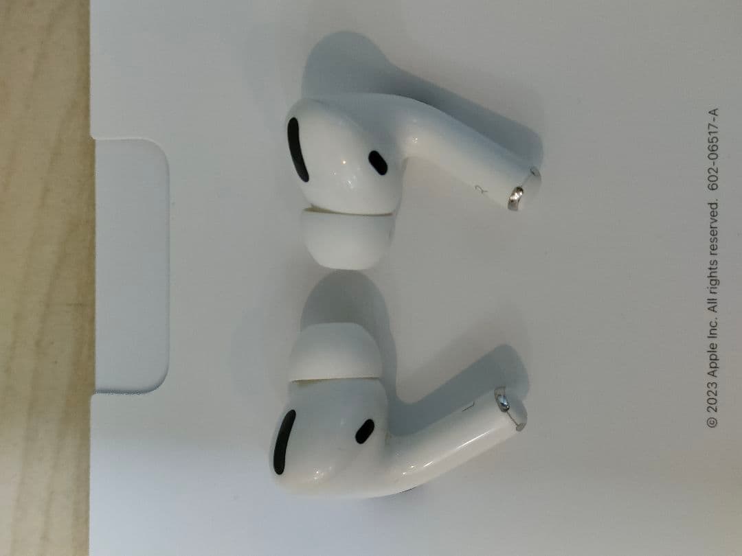 ガ*テ様 ☆airpods pro 第2世代　Lightning 美品