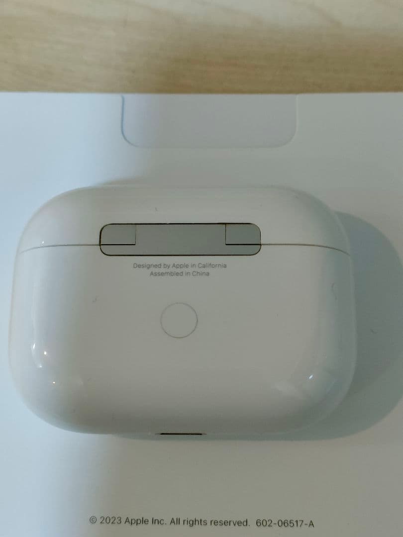 ガ*テ様 ☆airpods pro 第2世代　Lightning 美品