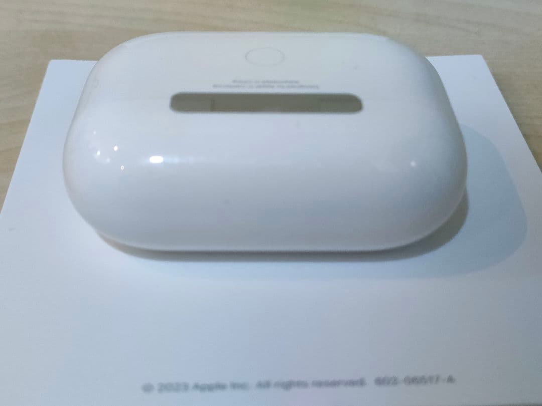 ガ*テ様 ☆airpods pro 第2世代　Lightning 美品