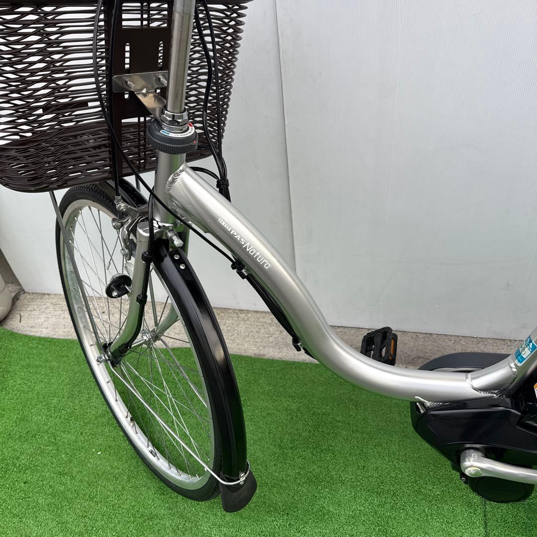 YAMAHAヤマハ電動アシスト自転車26インチ 12.3Ah シルバー