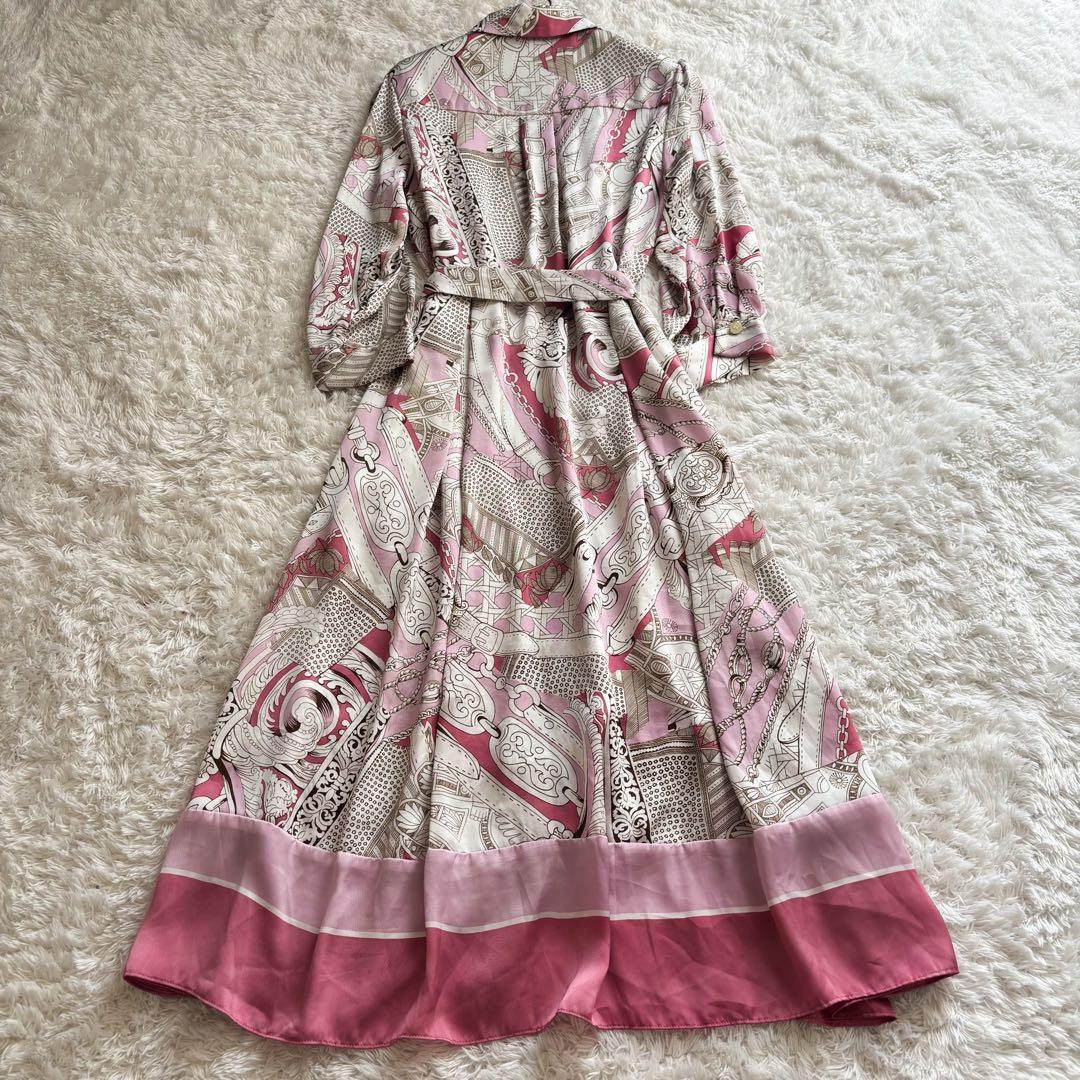 人気完売品✨グレースクラス　スカーフプリントワンピース　ベルト　七分袖　総柄