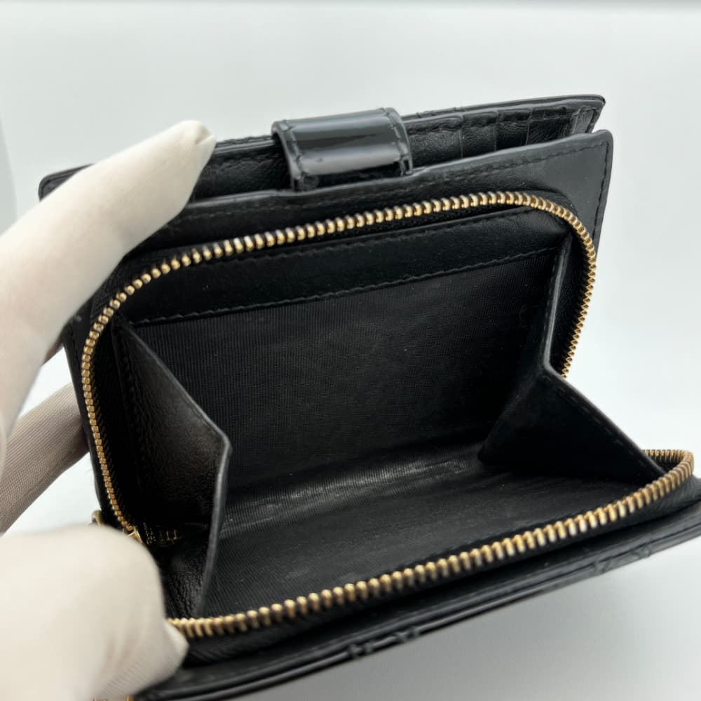 美品 Diorカナージュ 二つ折り財布 レディディオール ブラック エナメル 黒