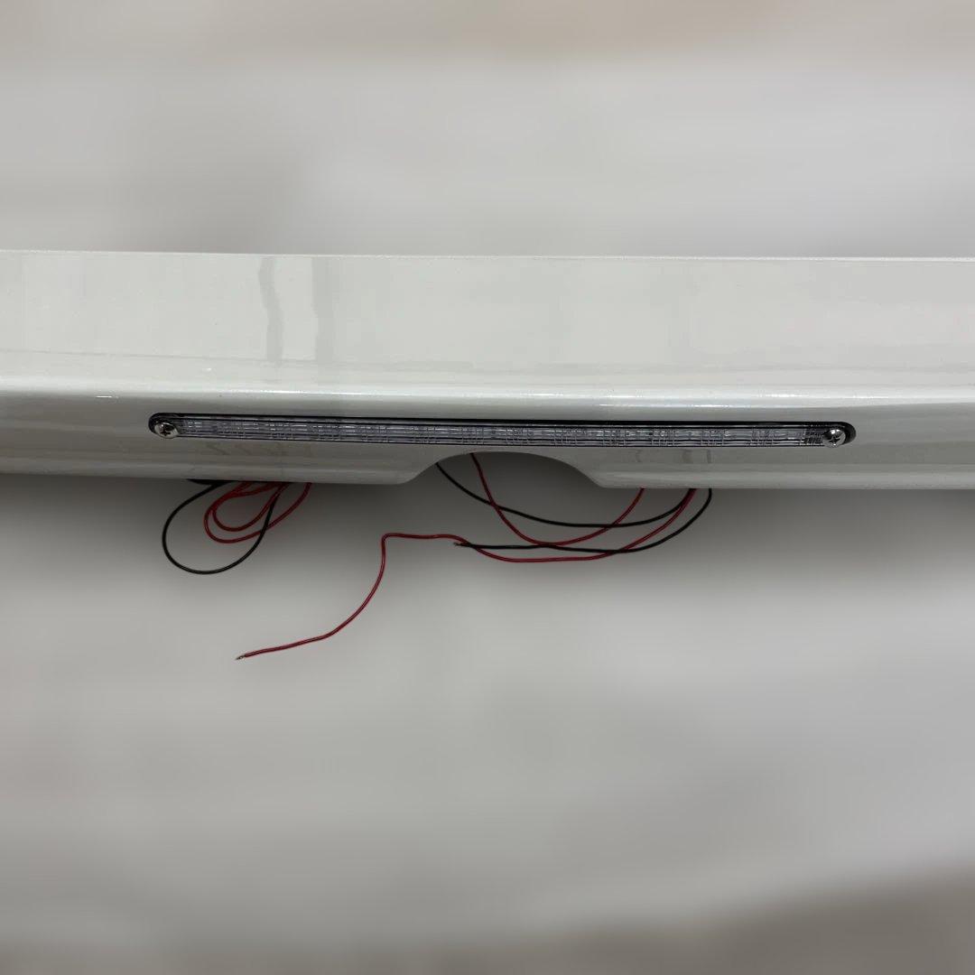 17クラウン　トランクスポイラー