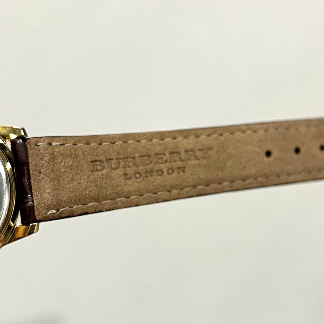 未使用 BURBERRY 腕時計 ゴールドケース ブラウンベルト