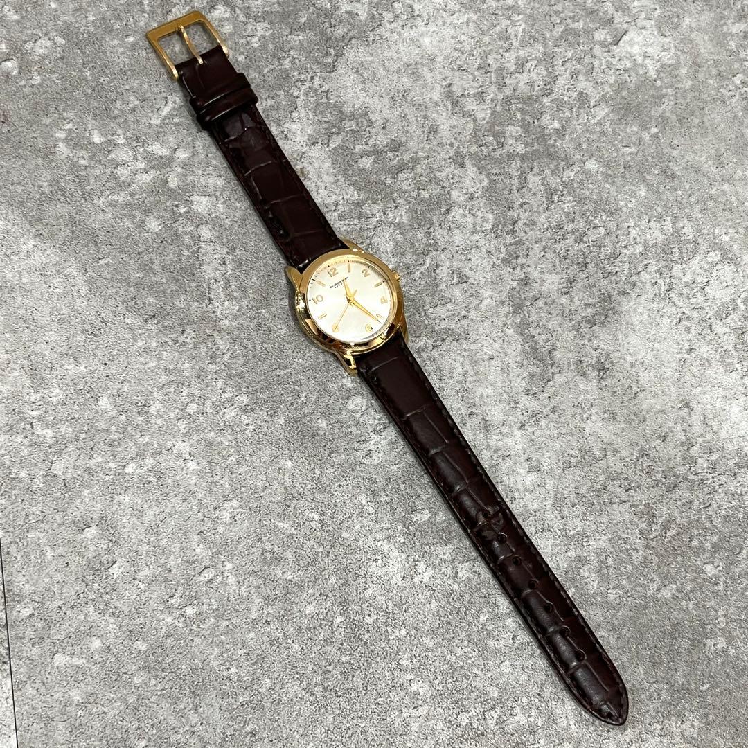 未使用 BURBERRY 腕時計 ゴールドケース ブラウンベルト