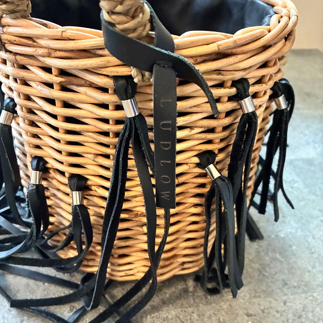 LUDLOW フリンジ付きかごバッグ