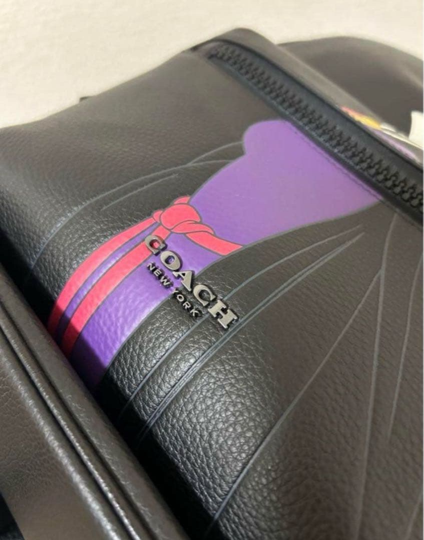 カ*ム様 コーチ ディズニー クイーン レザー リュックサック ブラック 白雪姫