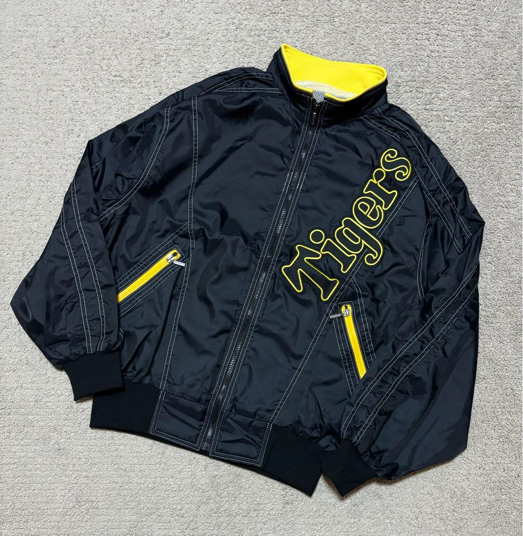 阪神タイガース　デサント　プロコレ　ブルゾン　グランドコート