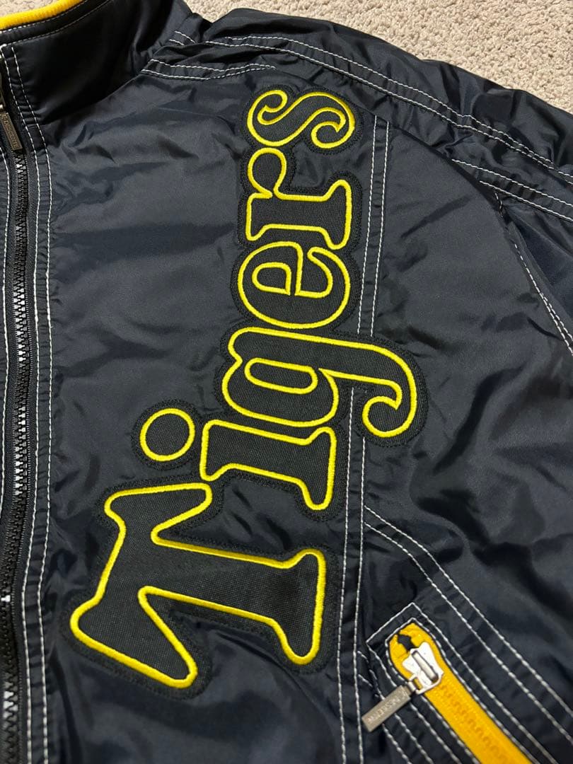 阪神タイガース　デサント　プロコレ　ブルゾン　グランドコート