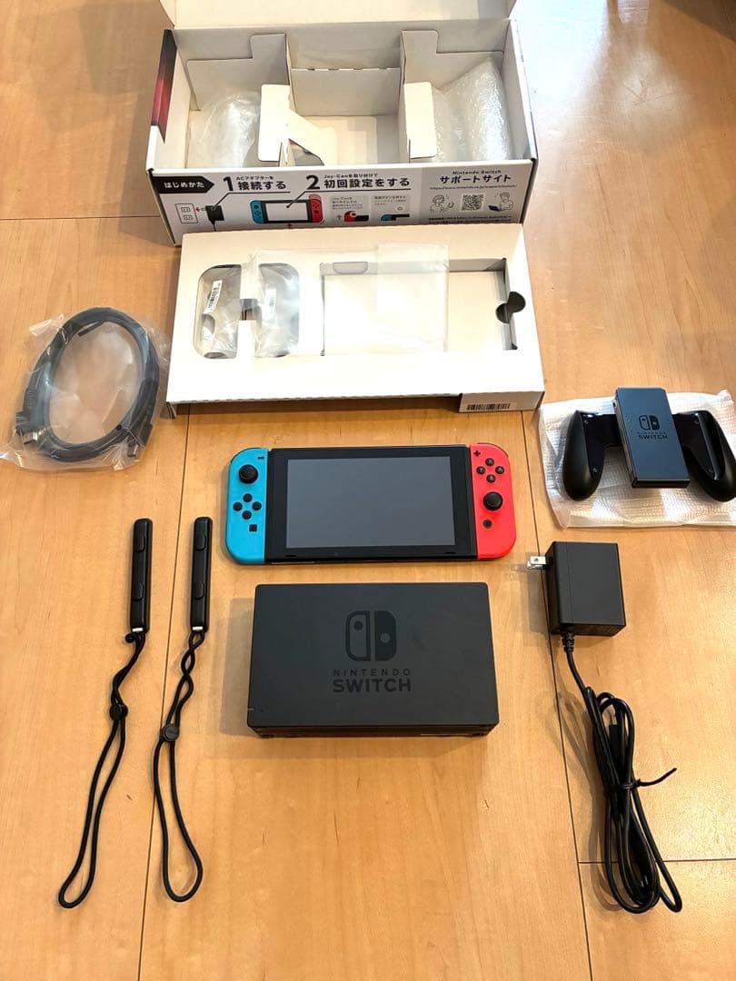 Nintendo Switch 本体とアクセサリーセット
