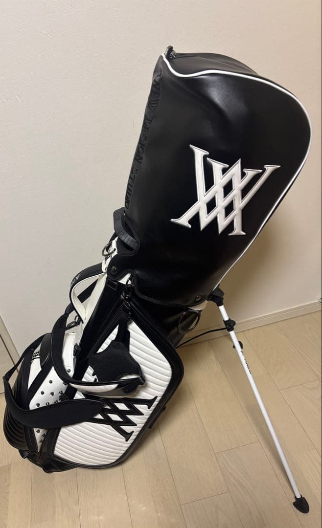 アニュー ゴルフバッグ カラー黒✗白