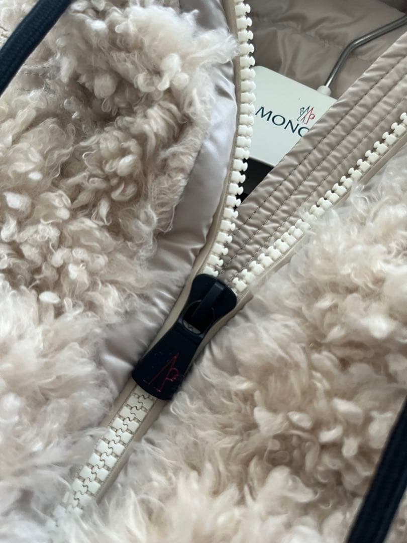 MONCLER モンクレール Teddy フーテッドダウンベスト XS 未使用品
