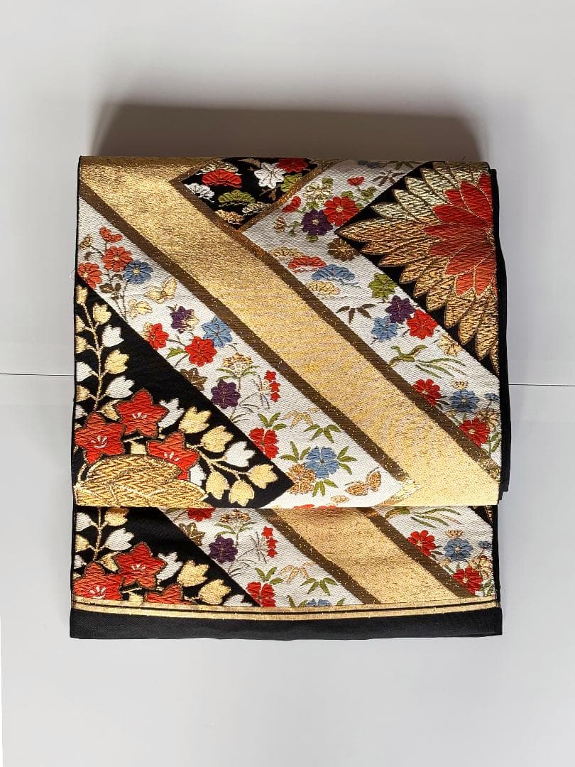 【Modoken】正絹 袋帯 西陣織 金糸 礼装用 松皮菱 四季草花文様