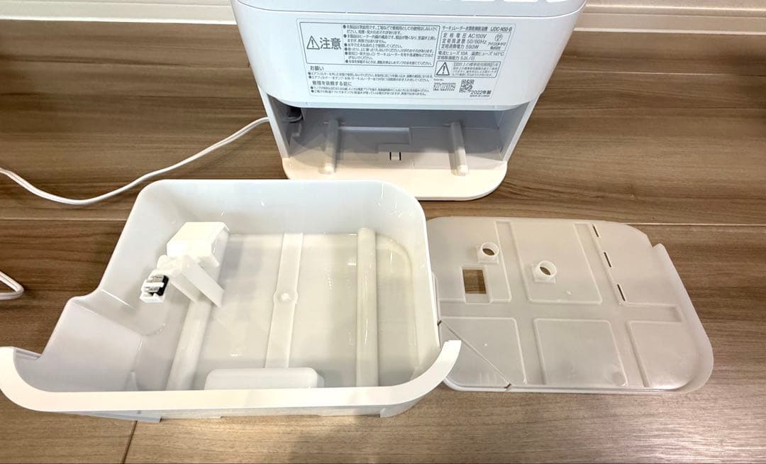 【極美品】アイリスオーヤマ 衣類乾燥除湿機 IJDC-N50-B