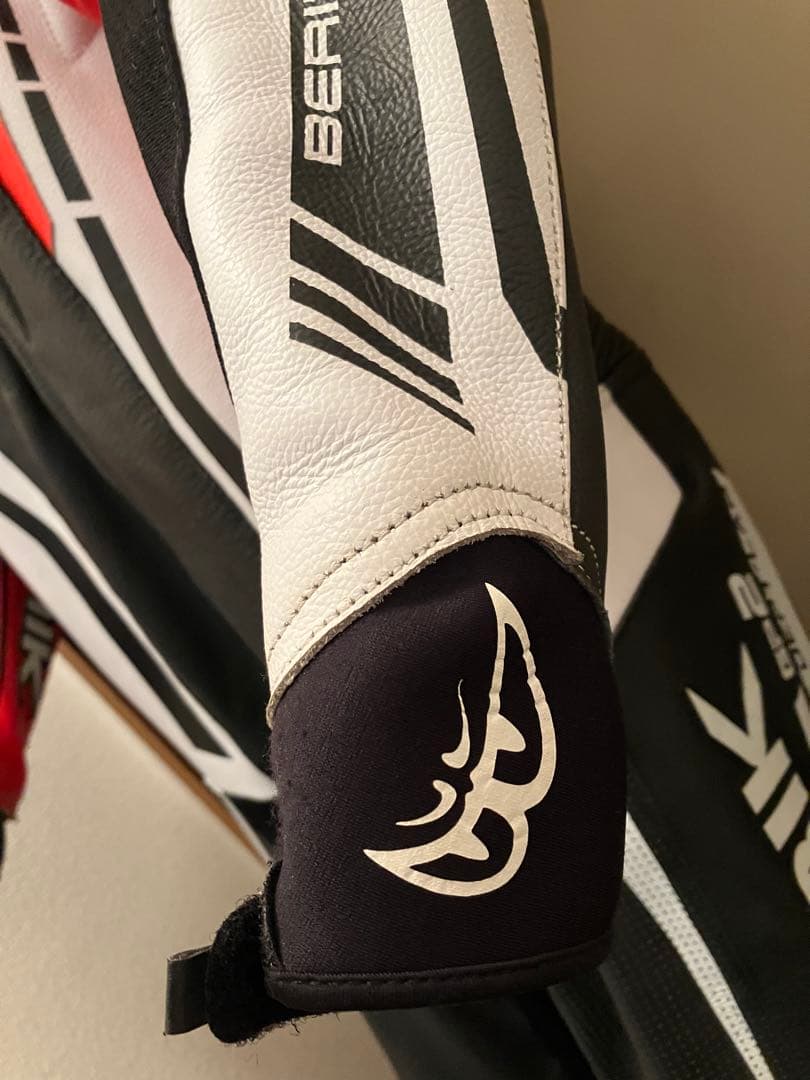 期間限定値下げ✨ベリック レディース XL レーシングスーツ　GP2 モデル　革