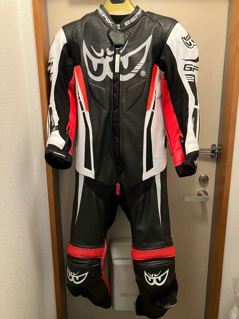 期間限定値下げ✨ベリック レディース XL レーシングスーツ　GP2 モデル　革