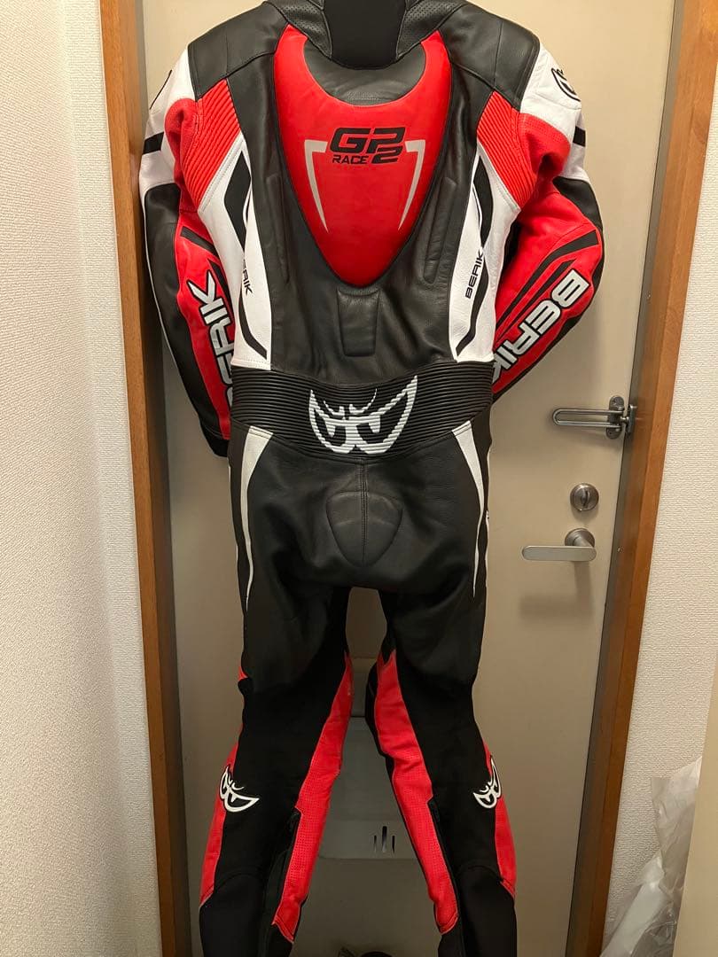 期間限定値下げ✨ベリック レディース XL レーシングスーツ　GP2 モデル　革
