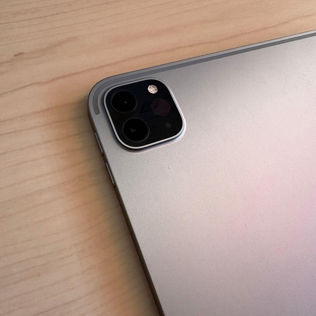 【極美品】iPad Pro 11 第4世代 M2＋Pencil 第2世代