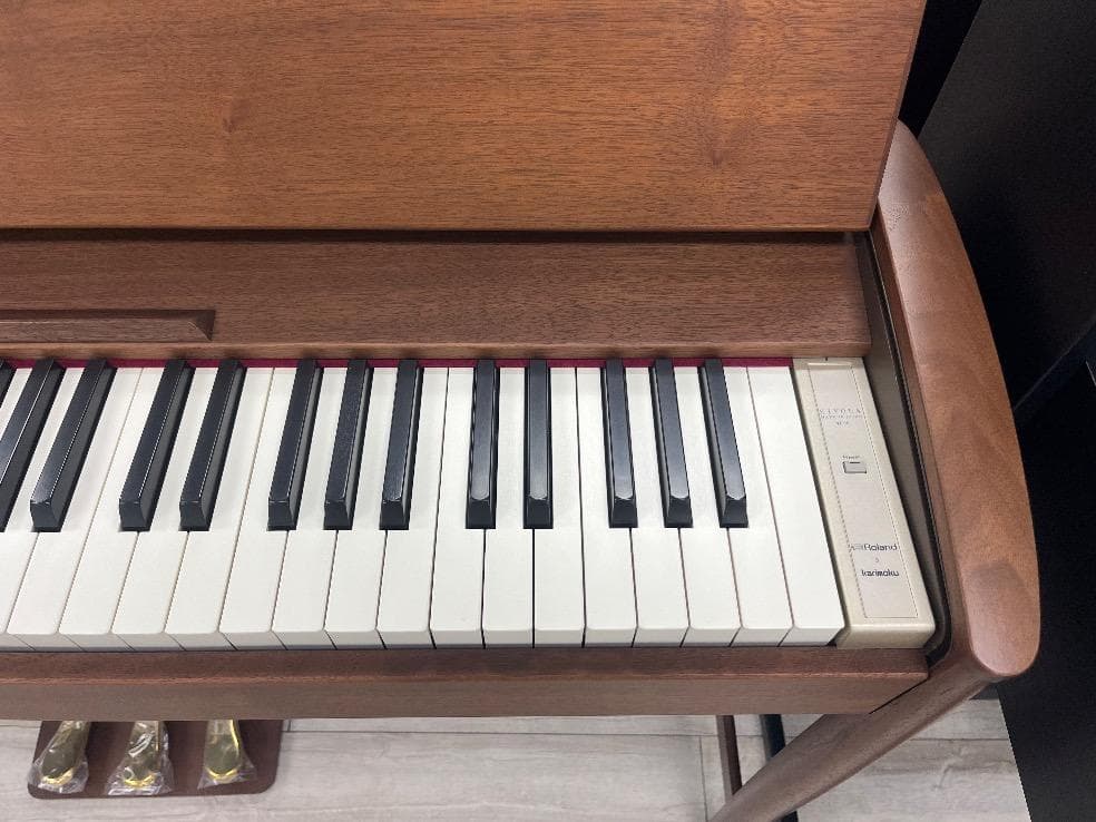 sw★74751【電子ピアノ】ROLAND　KF10KW　17年製