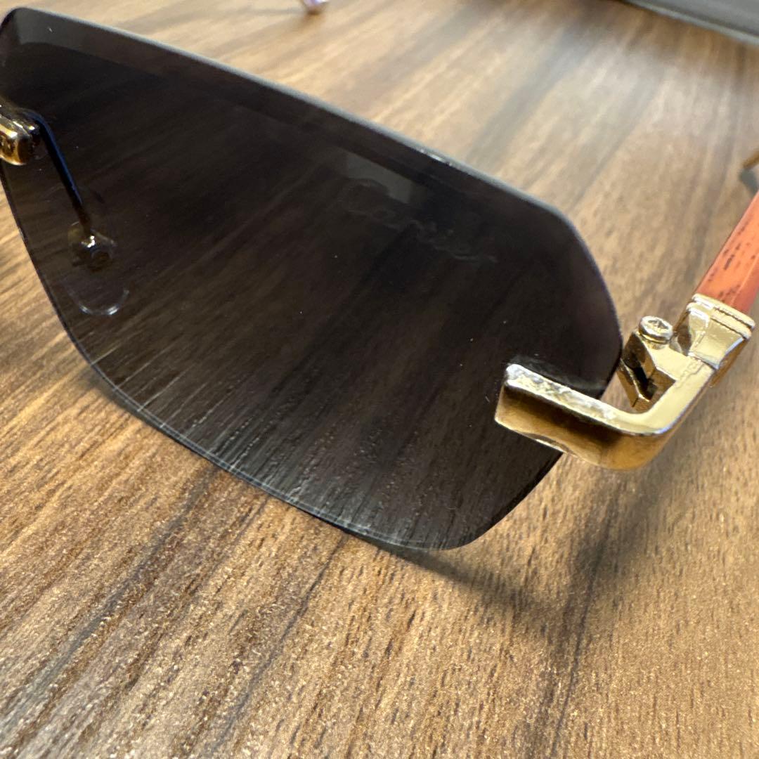 CARTIE カルティエ 金属フレームサングラス 軽量 ブラック