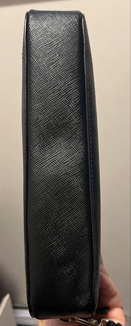 極上品　プラダ　クラッチバッグ　サフィアーノトラベル　ギャランティカード　保存袋